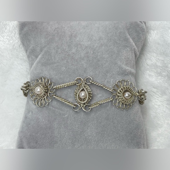 Sterling silver wire bracelet - Picture 3 of 6